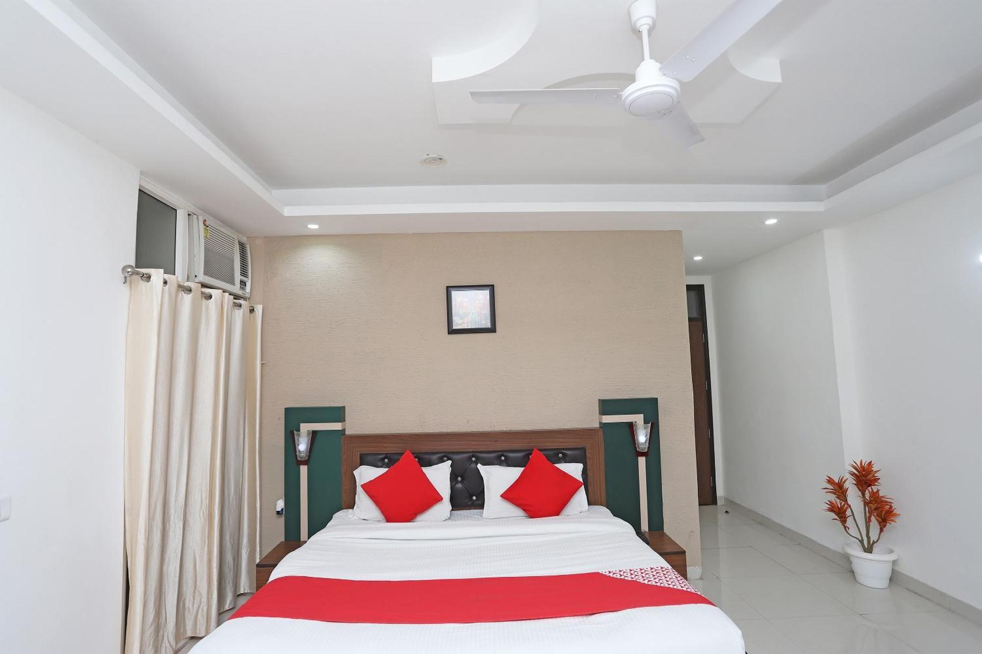 Super Capital O Levanti Near Aravali Biodiversity Park 古尔冈 外观 照片