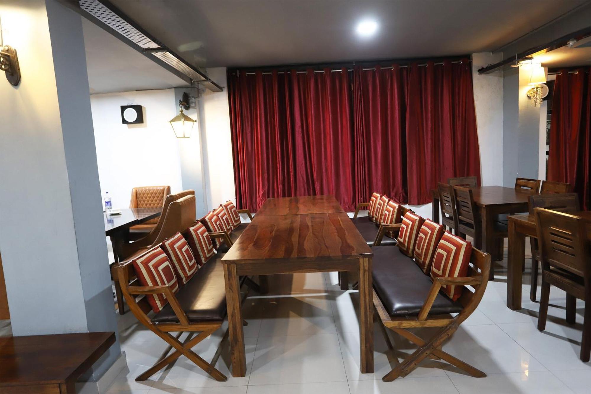 Super Capital O Levanti Near Aravali Biodiversity Park 古尔冈 外观 照片